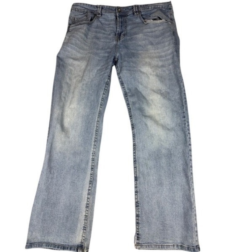 TK Axel Men 38x32 Light Wash Straight Leg Distressed Jeans Rugged Style Workwear